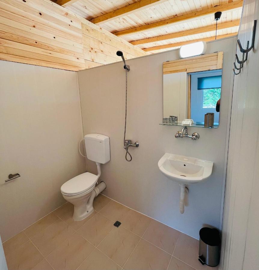 Cozyhut Бунгало Под Наем Tsjernomorets Eksteriør bilde