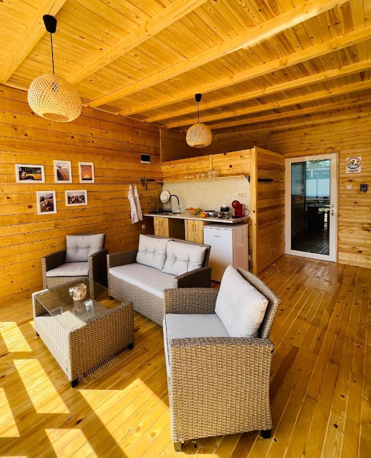Cozyhut Бунгало Под Наем Tsjernomorets Eksteriør bilde